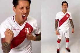 Gianluca lapadula vargas (born 7 february 1990) is a professional footballer who plays as a forward for serie a club benevento and the peru national team. Gianluca Lapadula Grita Su Primer Gol Con La Rojiblanca Sobre El Pecho Noticias Agencia Peruana De Noticias Andina