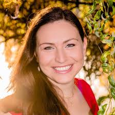 Are kolache nut rolls or folded cookies with jam?