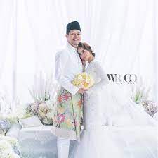 Jep sebelum ini telah pun memberi bayangan dengan jelas bahawa dia selesa berkawan dengan sari yanti malah perkara yang sama. Myartis Com Myartis My Artis 38 Gambar Jep Sepahtu Sari Yanti Bergelar Suami Isteri