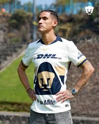 Uriel Antuna ya plasmó su firma que lo vincula a Pumas ✍️, ¡Que sea una  gran historia con los colores azul y oro! 🐾💪🏻, Bienvenido al Club  Universidad Nacional 🤝 , #UnidosPorLaHistoria