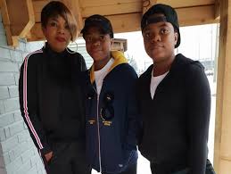 Nagdagdag si/ang Pst. Korede Komaiya...