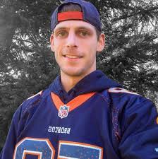 Broncos Country! I understand that... 1) our team has a lot of injuries 2)  our team is young 3) Lock needs more experience. But even when those issues  are resolved, with Pat