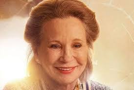 Lola Walter's Instagram, Twitter & Facebook