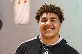 Five-star OL Tristan Leigh chose Clemson guided by an interview and an omen 