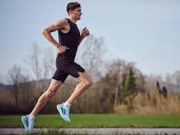 Jan frodeno is the 2008 gold medal winner in the men's triathlon at the beijing olympics and 2 time winner of the ironman world championship in 2015 and 2016. Frodeno Switches To Hoka One One Slowtwitch Com
