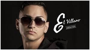 Damian Casares's Instagram, Twitter & Facebook