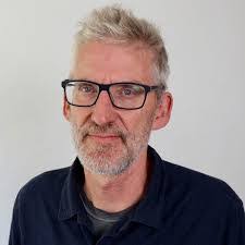 Clive Smith's Instagram, Twitter & Facebook