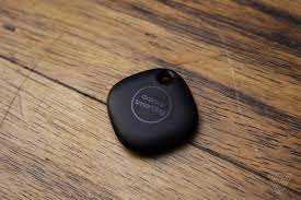 Samsung told the verge that the smarttags are only designed to work with samsung. Samsung S Galaxy Smarttag Tracker Is A 29 99 Tile Competitor The Verge