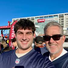 Wheaton football team wins against Wartburg College
