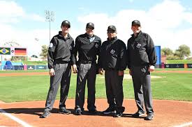 Wendelstedt instructor and MLB Crew Chief #23 Lance Barksdale