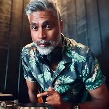 This Shorudā Thursday Gene Rivers aka @te_riversawarau and Sam E aka  @sephotonz return to the decks bringing their signature blend of  forward-thinking, soulful deep cuts. Expect a journey through the finest  selections—warm,