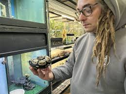 Ohio Pet Depot sells birds, reptiles & more