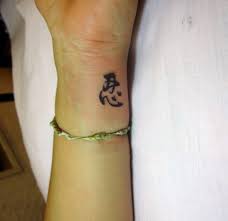 Bói bài quẻ cửu huyền thất tổ, thành tâm khấn nguyện chư tiên linh cửu huyền thất tổ trong tộc họ của mình chứng giám lòng thành và nêu điều muốn cầu xin. 666 Hinh XÄƒm Chá»¯ Nháº«n Tuyá»‡t Ä'áº¹p Va Y NghÄ©a Cá»§a Chá»¯ Nháº«n 350 Viá»‡t Nam