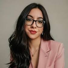 Sofia Mcdowell's Instagram, Twitter & Facebook