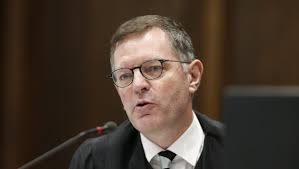 Covid-19 vaccine mandate a 'colonisation of the body', teachers' group says 