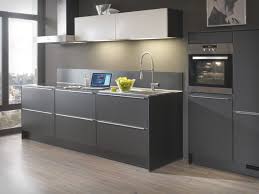 Grey And White Modern Kitchen Design Jpeg 1 024 768 Pixels Modern Grey Kitchen Kitchen Cabinet Design White Modern Kitchen