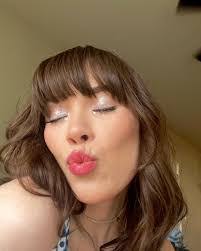 Alyssa Armstrong's Instagram, Twitter & Facebook