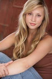 Macklemore fehlt, ebenso jason derulos &quot;talk dirty&quot;, . Who Is That Hot Ad Girl