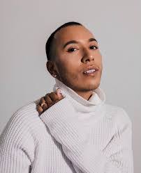 Bryan Mendez's Instagram, Twitter & Facebook