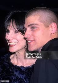 153 fotos e imágenes de alta resolución de Bat A Ltd