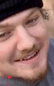 Justin Schenk's Instagram, Twitter & Facebook