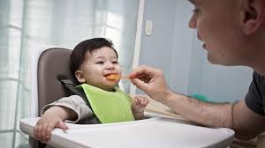 7 Signs Your Baby Is Ready For Solid Foods