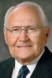 Remembering Elder L. Tom Perry 1 year after his death