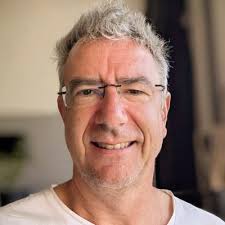 Robert Shrestha (@CodingFr3ak)