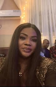 Amanda Cawthon's Instagram, Twitter & Facebook