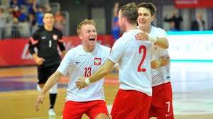 Przewozy autokarowe z polski do rosji oraz z rosji do polski są wykonywane przez przez autokary, autobusy przewoźników grupy voyager. Me W Futsalu Polska Rosja Transmisja W Polsacie Sport Polsat Sport