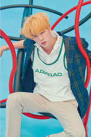 Love yourself answer version bought at my local target Love Yourself çµ Answer Bts Big Hit Entertainment