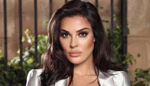 انتشر فيديو فضيحة نادين نجيم الفنانة اللبنانية المعروفة والمشهورة بشكل كبير في جميع أنحاء العالم العربي في احد المنتجعات بمصيف في محل قضاء إجازتها واستمتاعها بالصيف. Ø¢Ø«Ø§Ø± ÙˆØ§Ø¶Ø­Ø© Ù„Ø§Ù†ÙØ¬Ø§Ø± Ø¨ÙŠØ±ÙˆØª Ø¹Ù„Ù‰ ÙˆØ¬Ù‡ Ù†Ø§Ø¯ÙŠÙ† Ù†Ø¬ÙŠÙ…