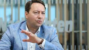 Manfred haimbuchner (bar) politico austriaco (it); Manfred Haimbuchner Echte Freunde Gibt Es Da Meistens Nicht