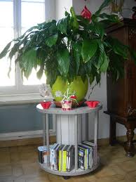 (et encore j'ai ajouté 2 fenêtres par rapport au modèle. 10 Idees Recup De Touret Pour Le Decor Bricolage Maison