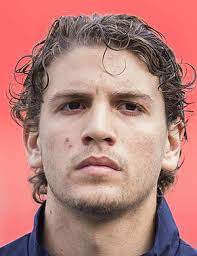 Manuel locatelli netted a terrific brace in rome however, manuel locatelli opened the scoring on 26 minutes when he found domenico berardi down the right flank with a wonderful ball from midfield. Manuel Locatelli Biography Age Height Wife Net Worth Family