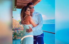 Telemundo, alejandra guzman, larry ramos, ninel conde, fbi, ernesto navarrete, richard wolfe. Larry Ramos Esposo De Ninel Conde Fue Arrestado Por El Fbi Genteaf