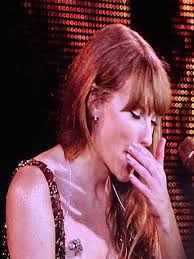 Live updates from Taylor Swift's Sydney Eras Tour Adorable moment as young  Swifty gets '22' hat