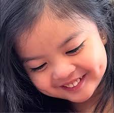 What transportation options are available for Yehliu, Jiufen, Shifen, and  Golden Waterfall tour in Taiwan?