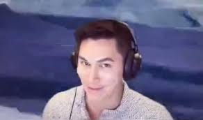 This meme is owned by Daniel Dust)