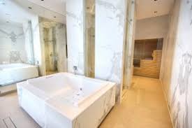 Hotel Met 2 Persoons Jacuzzi Op Kamer Hotelkamer Met Jacuzzi