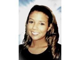 Amanda Bach's Instagram, Twitter & Facebook