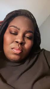 Sheniqua Mona Clark (@sheniquamona)