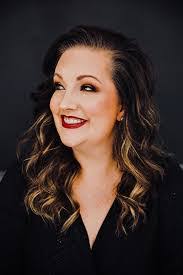 Melissa Boswell's Instagram, Twitter & Facebook