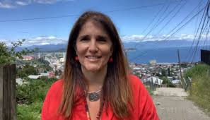 Chile vuelve a los 8 mil casos diarios, ocupación camas críticas se mantiene en 97% y fallecidos alcanzaron los 213. Paula Narvaez Rompio El Silencio Y Afirmo Que Entra En La Carrera Presidencial Por El Ps El Periodista Online