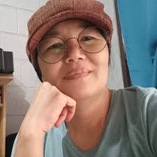 The legal counsel of Vice President Leni Robredo said that they are  considering filing charges against blogger Drew Olivar, after a video of  him cursing and ranting against Robredo went viral online. #