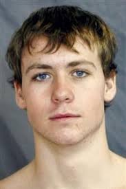 HIGH SCHOOL SWIMMING: 17 swimmers qualify for regionals