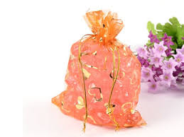 5 pochettes en organza de différentes couleurs. Pochettes Organza Colorees Pour Emballage Ou Cadeaux Aromasud