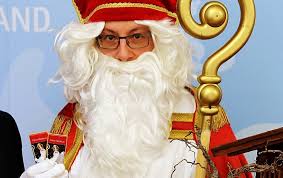 Sign up for deezer and listen to schaut hinaus, wann kommt der nikolaus! Karnten Nikolaus Kommt Per Internet Ins Haus