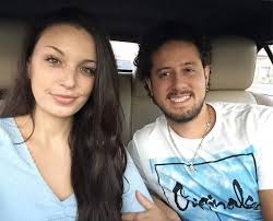 How many of you have bought a big course and still haven't made any sales?  Did you know most people won't buy from someone without 1st testing the  waters? Most of the