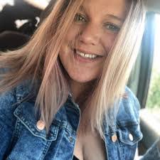 Courtney Hayes's Instagram, Twitter & Facebook